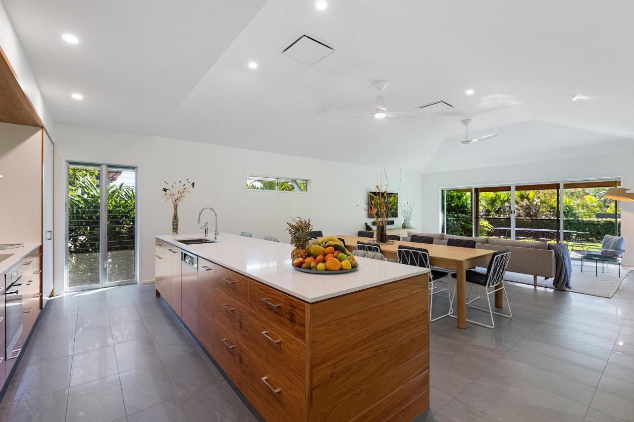 Yangaro Villa Airlie Beach Exterior photo