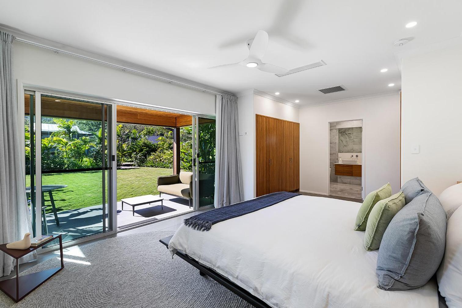 Yangaro Villa Airlie Beach Exterior photo